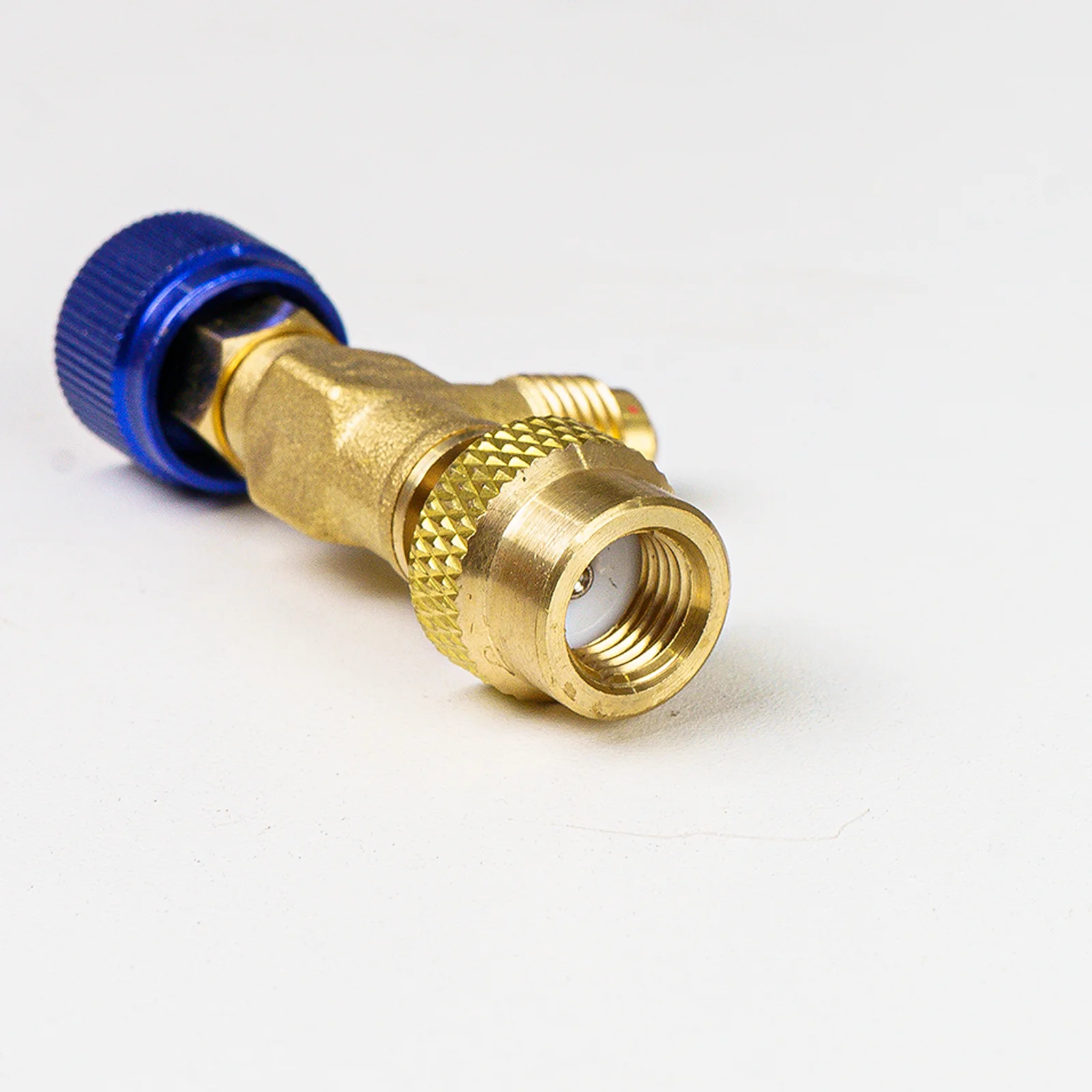 Elitech Safety Valve Refrigerant Charging Valve Brass Liquid Safety Valve for R134a R22 R407 R404 1/4in Male1/4in Female Air Conditioner Manifold - Image 6